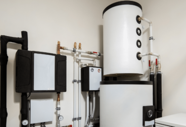 Warmtepomp installatie bij een woning